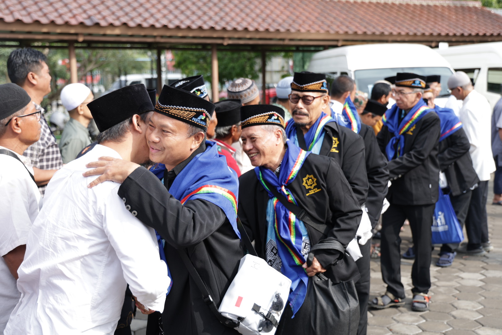 Suasana Haru Warnai Pelepasan Jamaah Haji BDI RU IV Cilacap