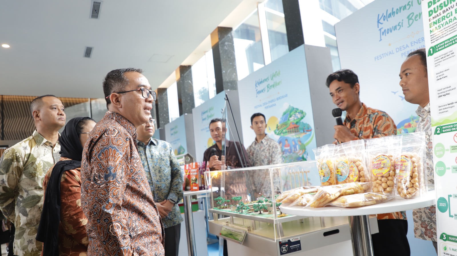 Tiga DEB Binaan Pertamina Patra Niaga RU Cilacap Curi Perhatian di Festival DEB 2026